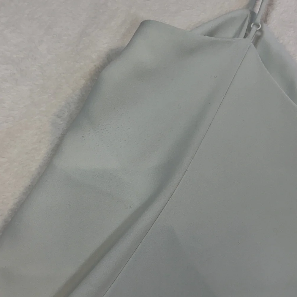 Aritzia Babaton Slip Dress Womens Size Large Light Green Slit Dressy Coquette - Picture 9 of 9